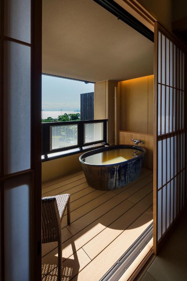 ホテル 浜湖月 長浜市 エクステリア 写真